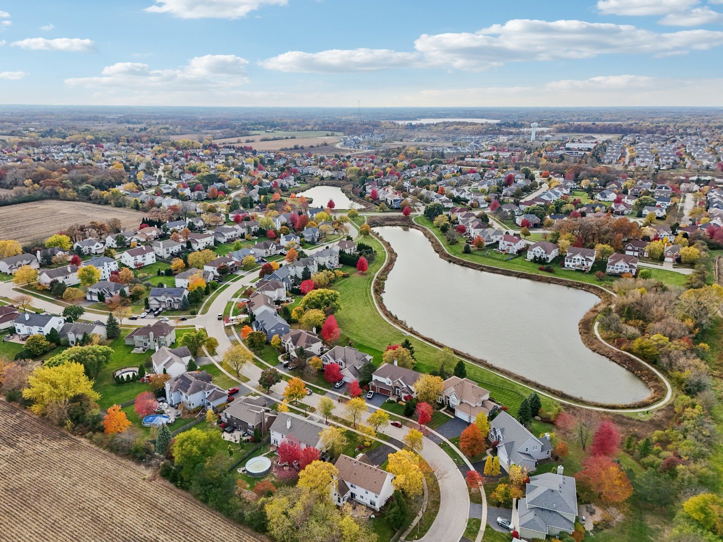 18627 W Lazy Acre Road, Lake Villa, IL 60046