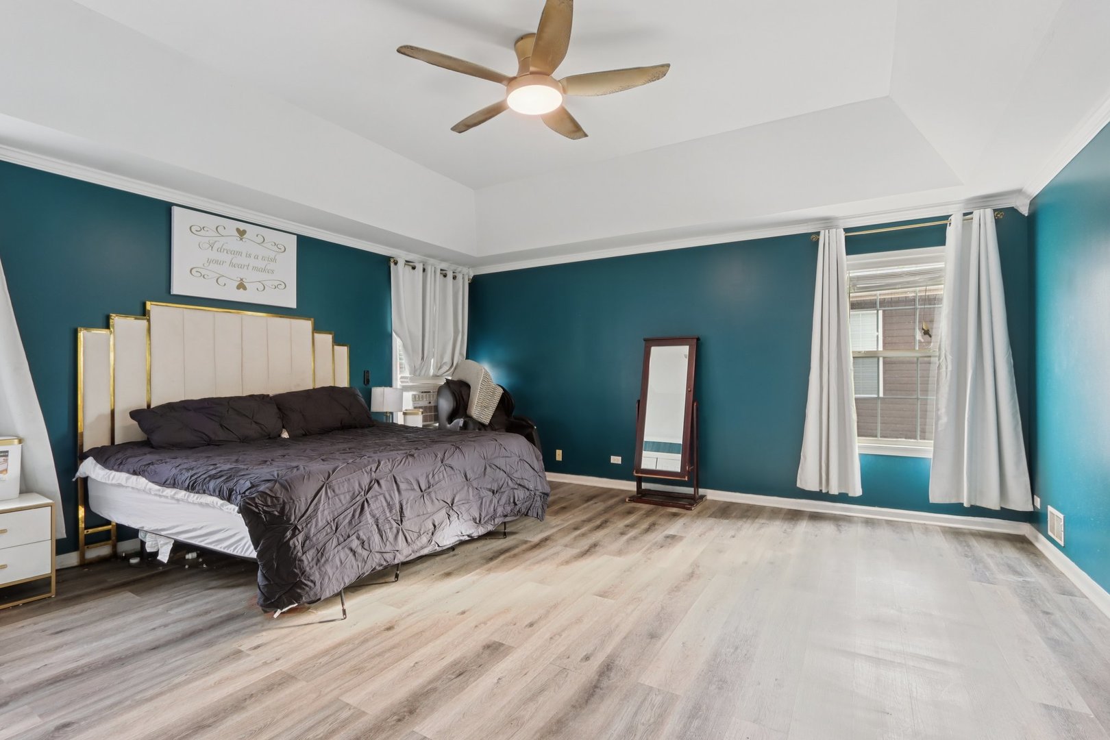 18627 W Lazy Acre Road, Lake Villa, IL 60046