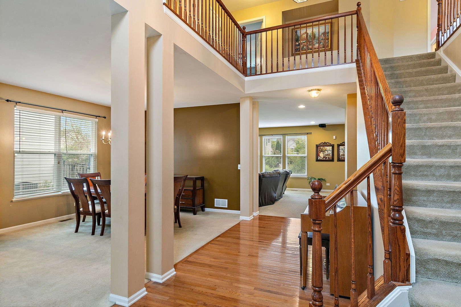 335 Buffalo Drive, Elgin, IL 60124