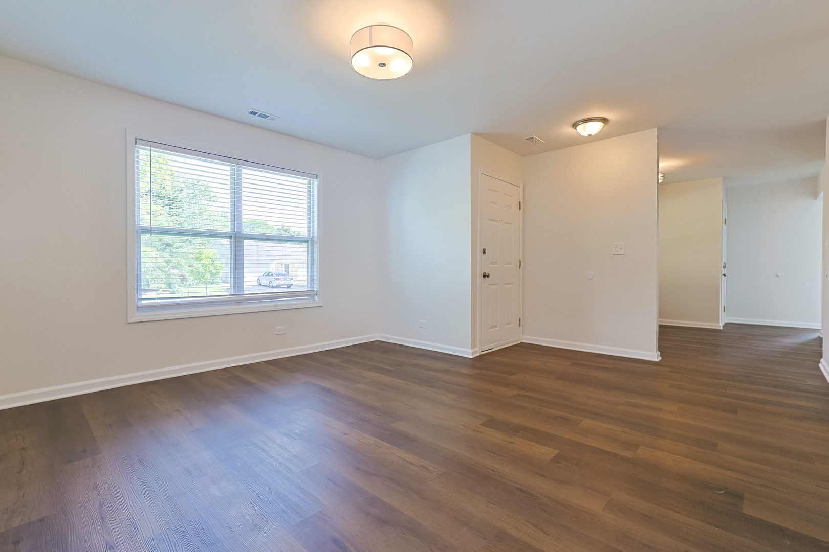 1064 Crestwood Lane, Bolingbrook, IL 60440