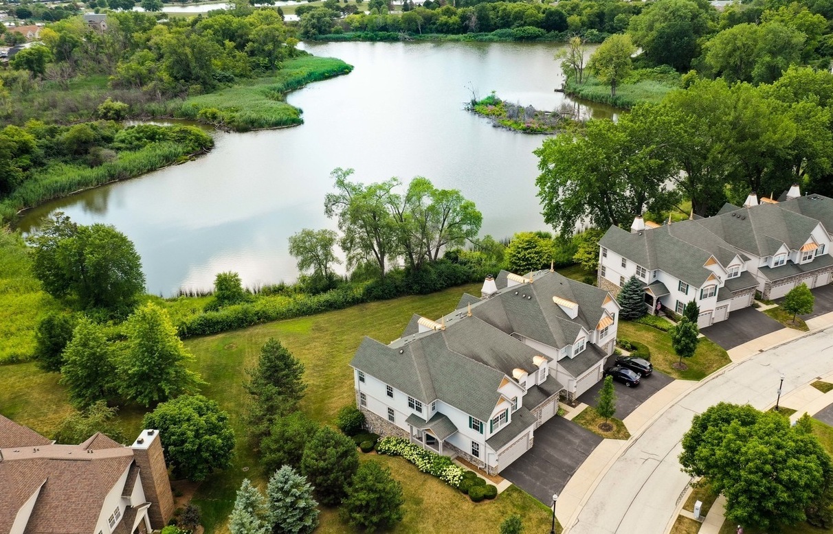 473 Bay Tree Circle, Vernon Hills, IL 60061