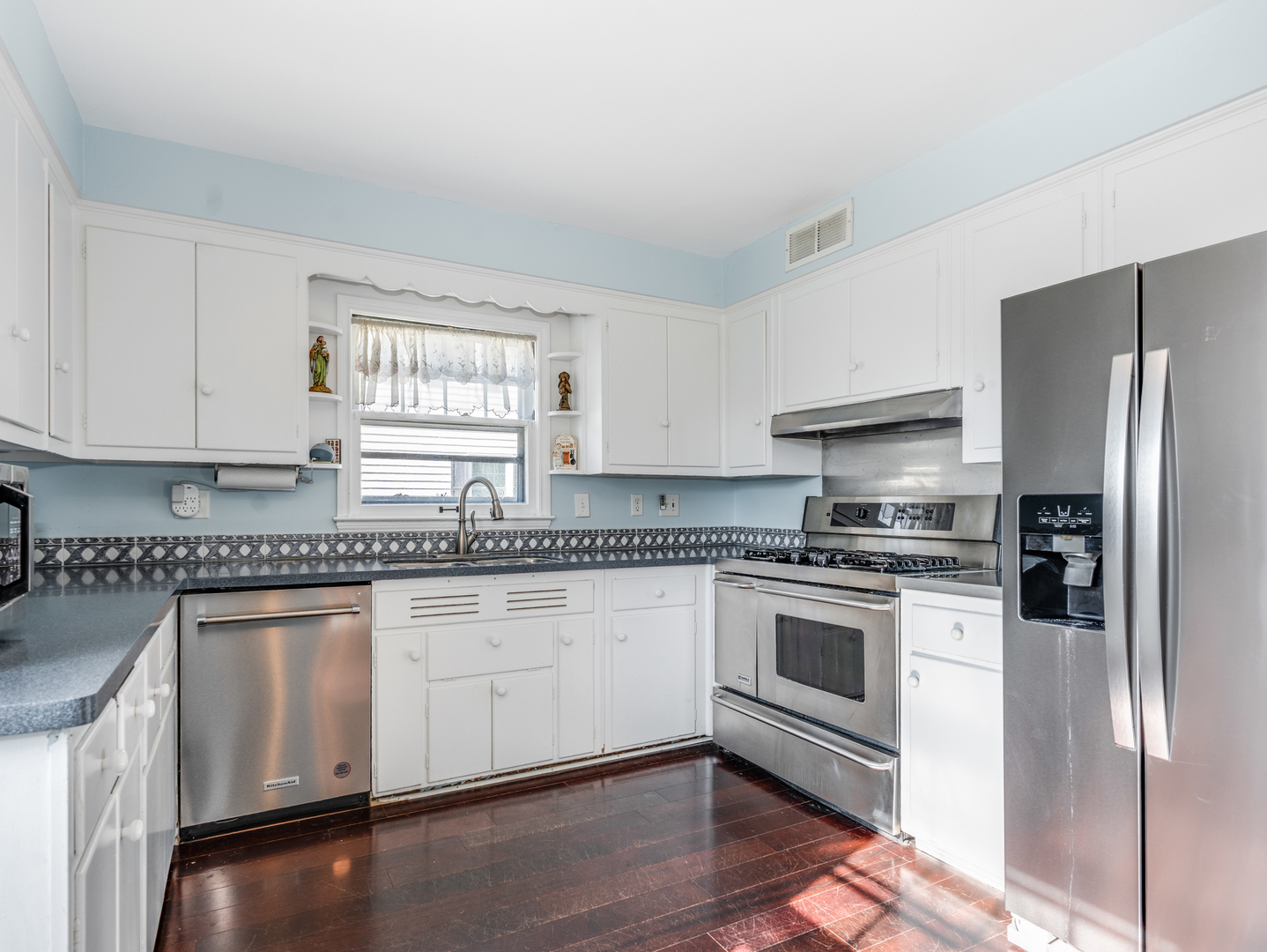 1416 West Acres Road, Joliet, IL 60435