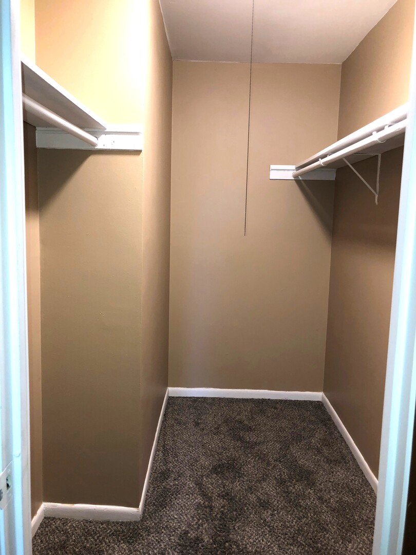 1331 S Finley Road #208, Lombard, IL 60148