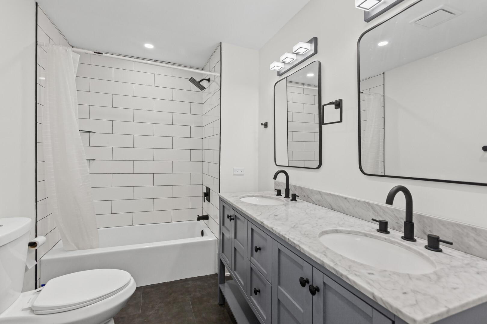 1531 Marion Street, Schaumburg, IL 60193