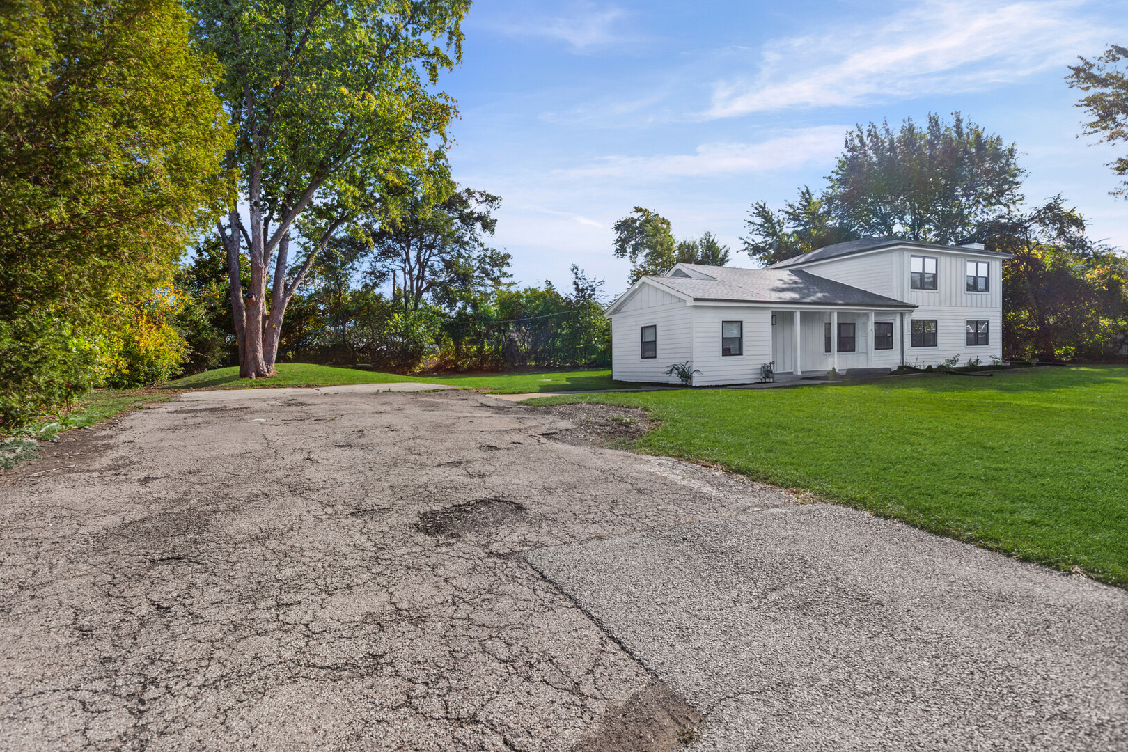 1531 Marion Street, Schaumburg, IL 60193