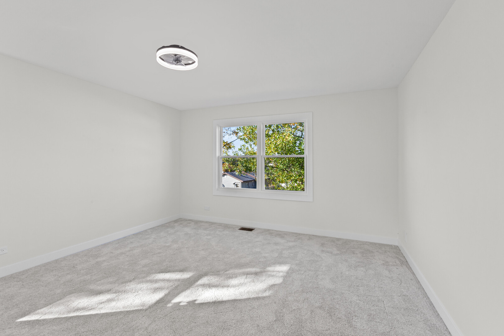 1531 Marion Street, Schaumburg, IL 60193