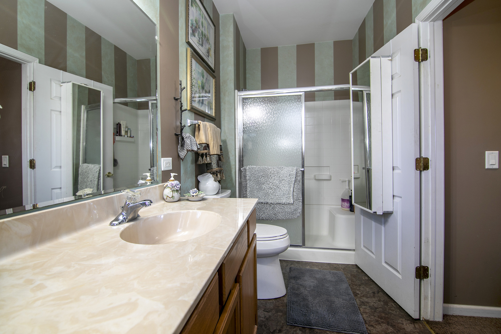 17053 Mendota Drive, Lockport, IL 60441