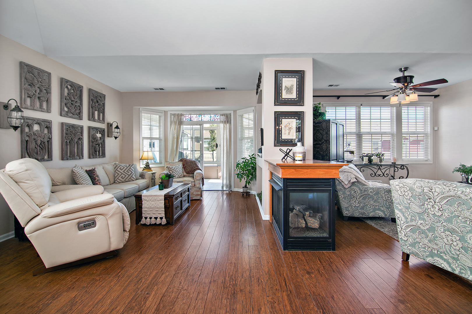 17053 Mendota Drive, Lockport, IL 60441