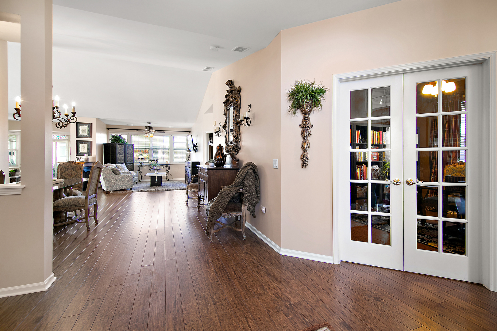 17053 Mendota Drive, Lockport, IL 60441