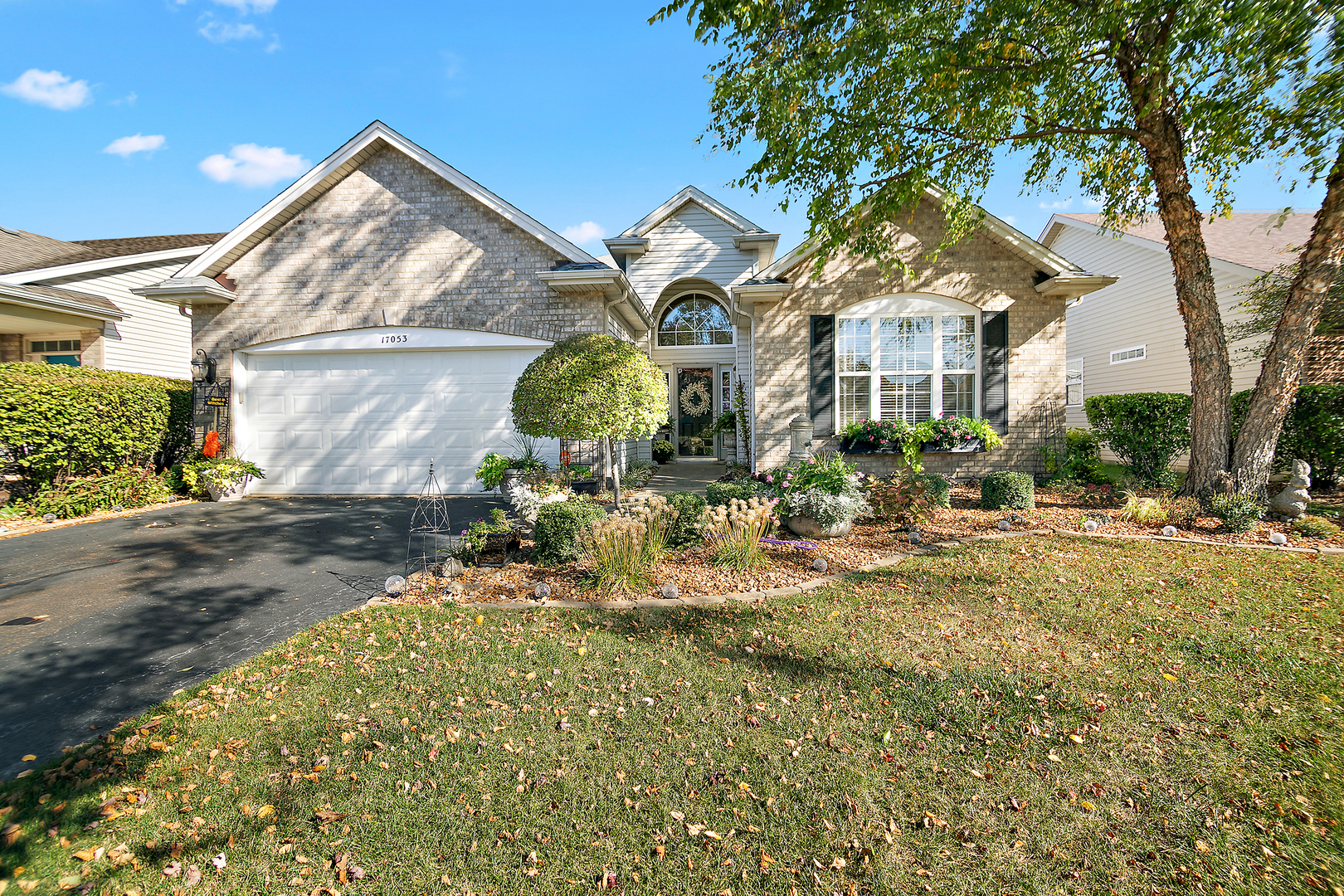 17053 Mendota Drive, Lockport, IL 60441