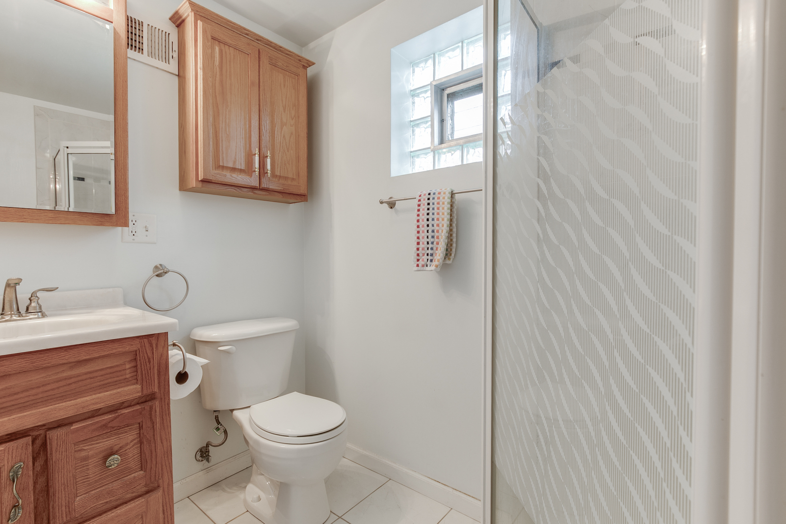 2521 Gayle Court, Glenview, IL 60025