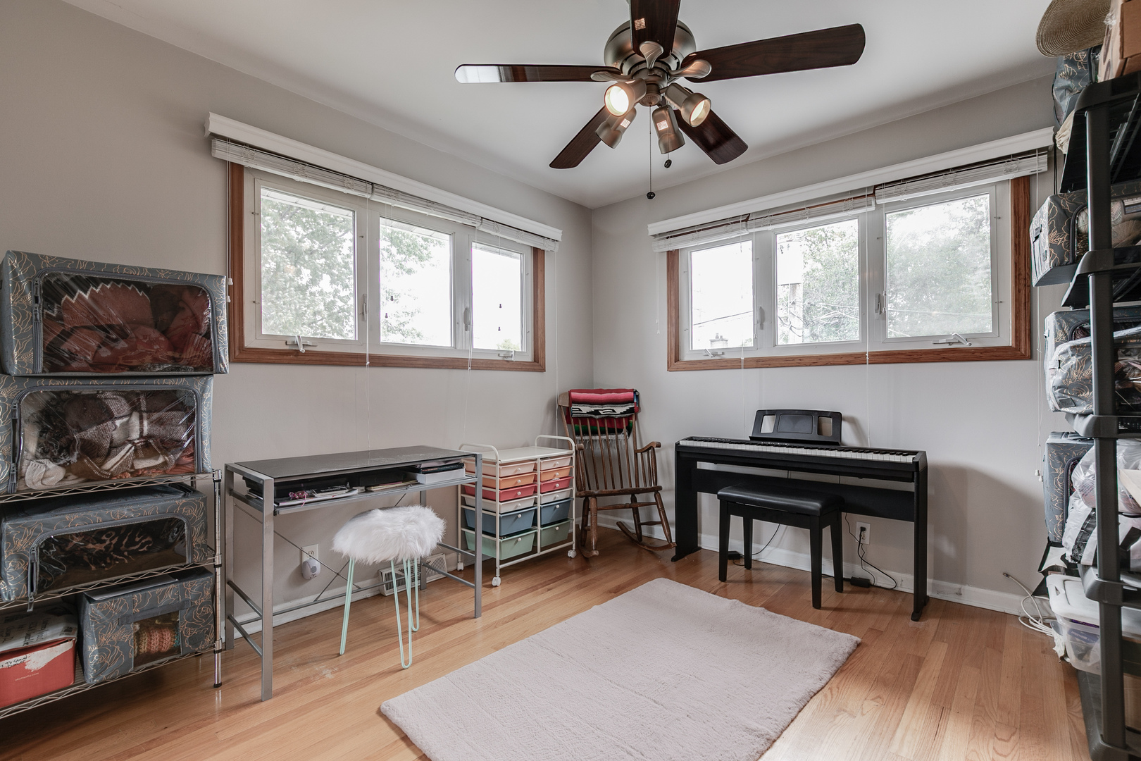 2521 Gayle Court, Glenview, IL 60025