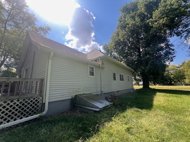 300 N Maltby Street, Waynesville, IL 61778