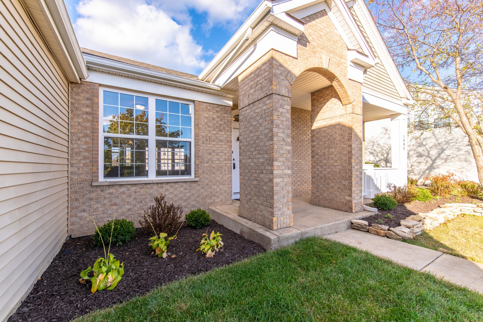 1808 WINTERCREST Court, Shorewood, IL 60404