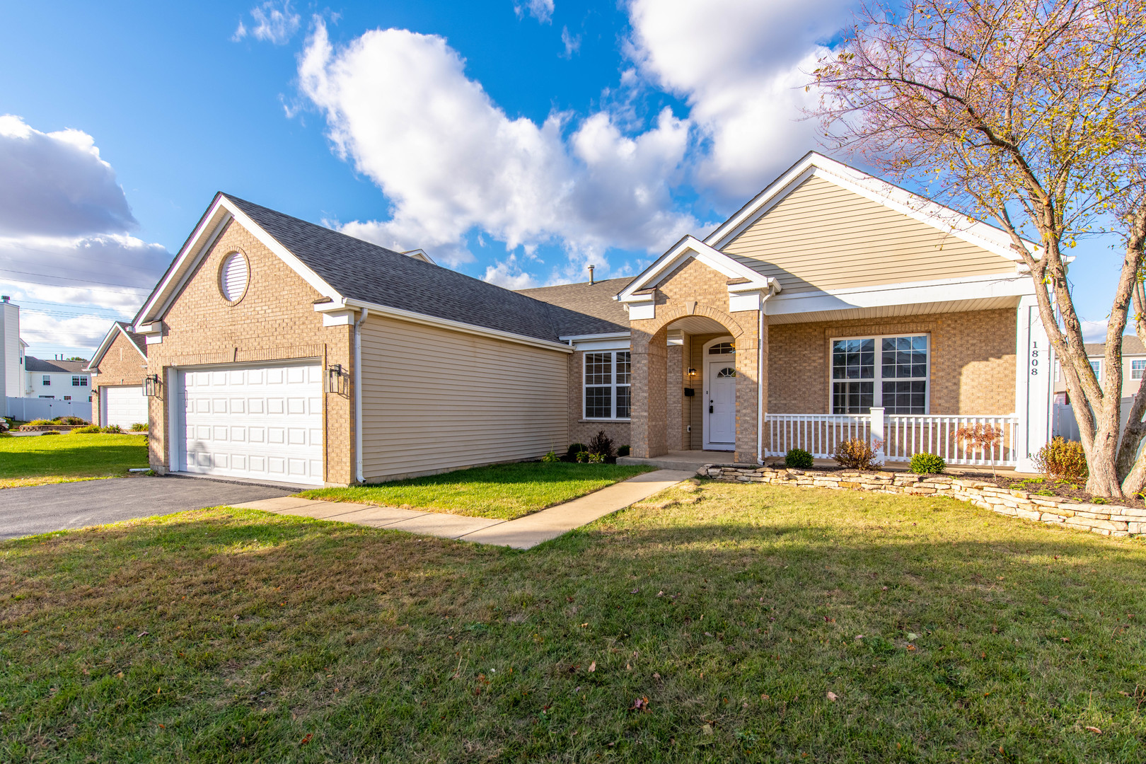 1808 WINTERCREST Court, Shorewood, IL 60404