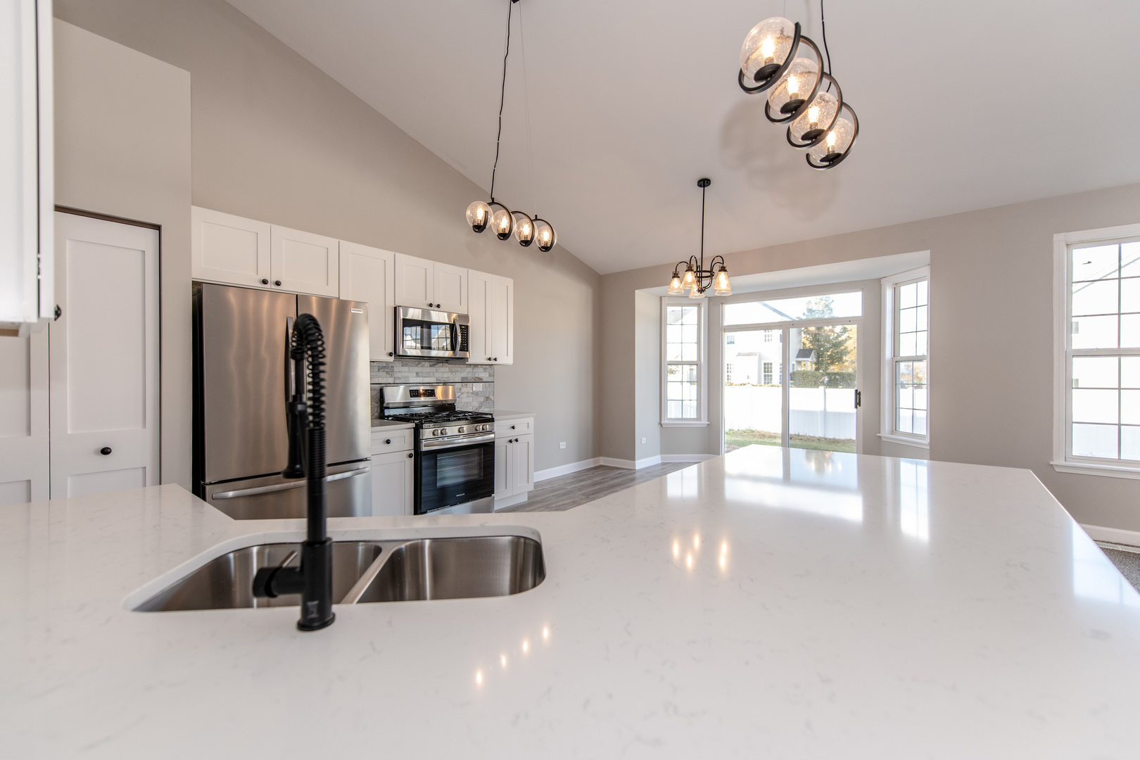 1808 WINTERCREST Court, Shorewood, IL 60404