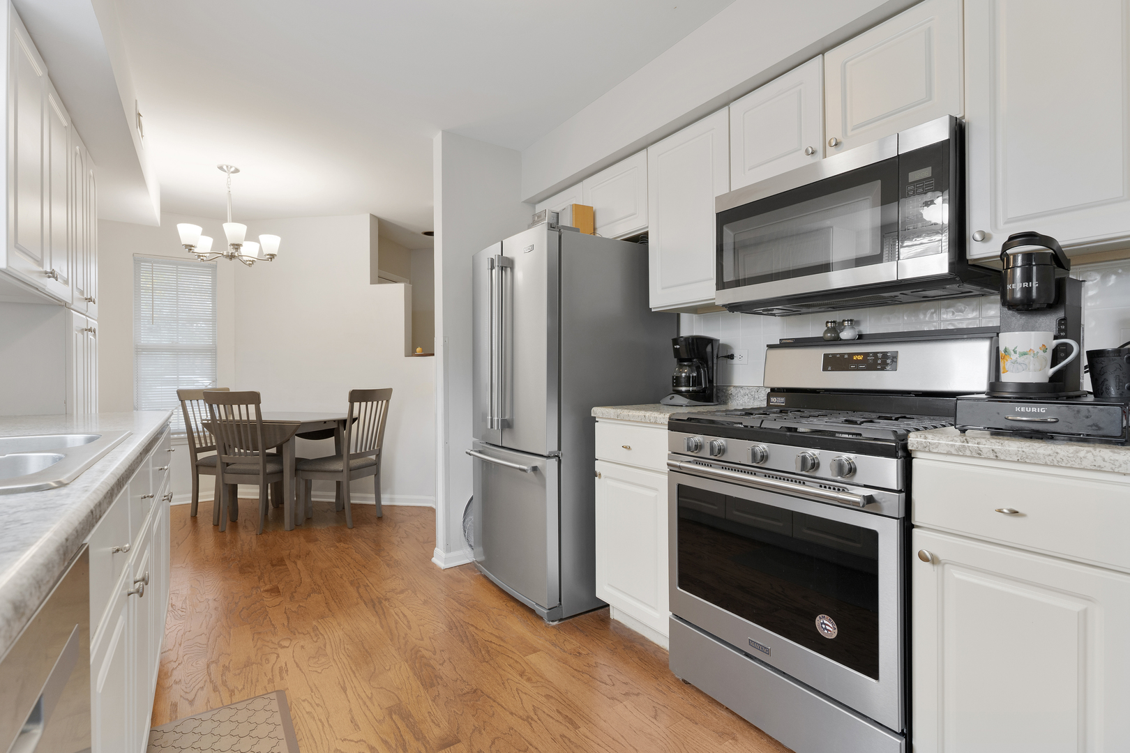 419 E Theodore Lane, Itasca, IL 60143