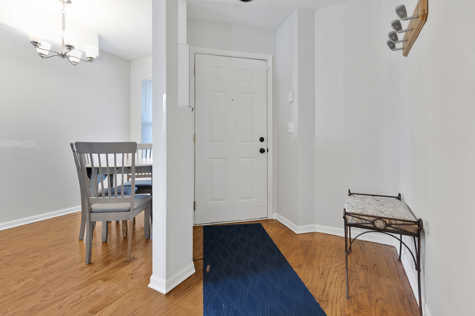 419 E Theodore Lane, Itasca, IL 60143