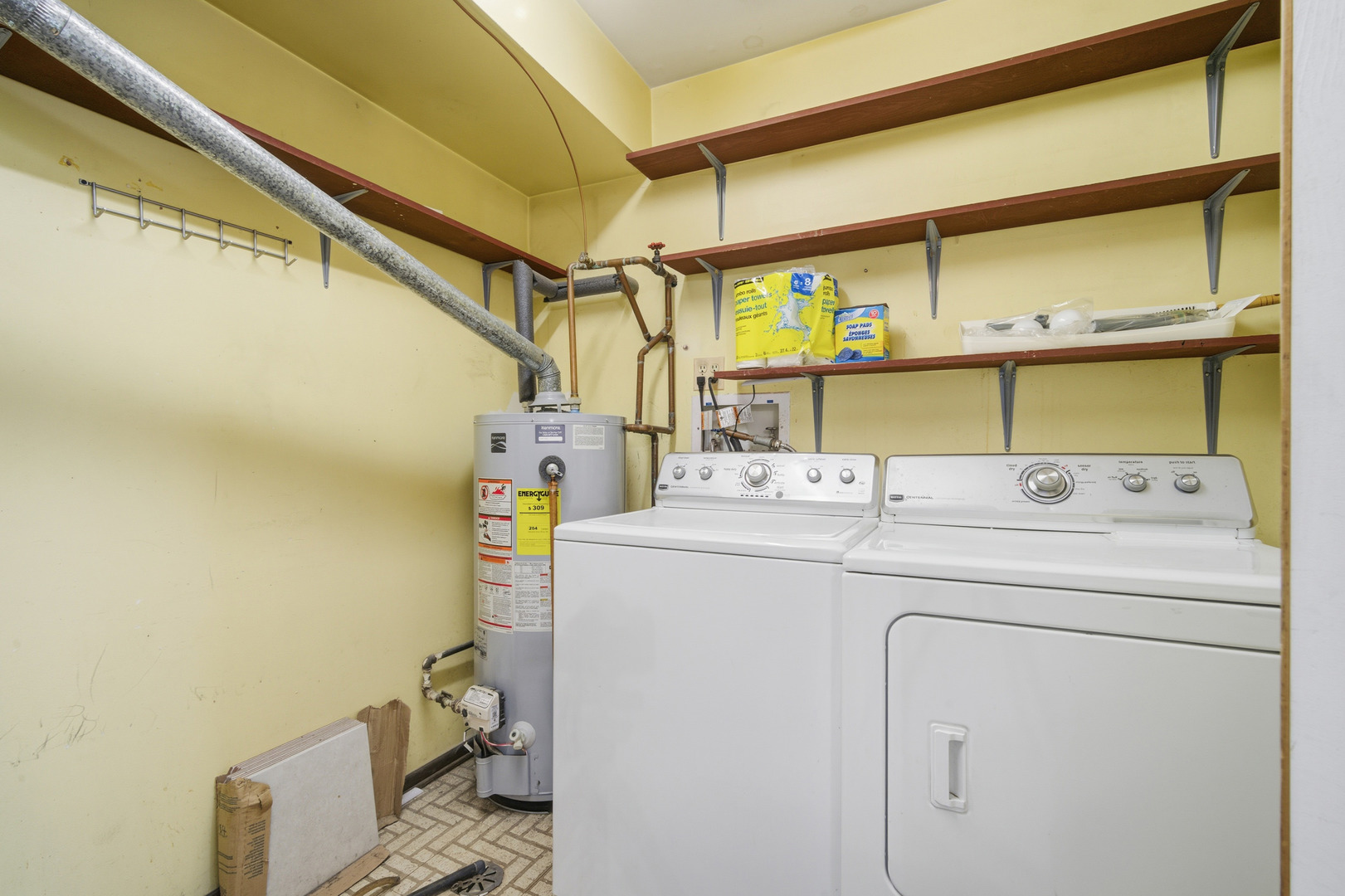 831 E Carriage Lane #1, Palatine, IL 60074