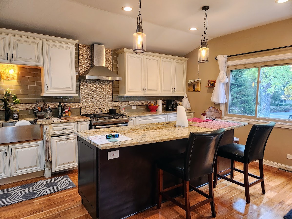 2246 Alta Vista Drive, Waukegan, IL 60087