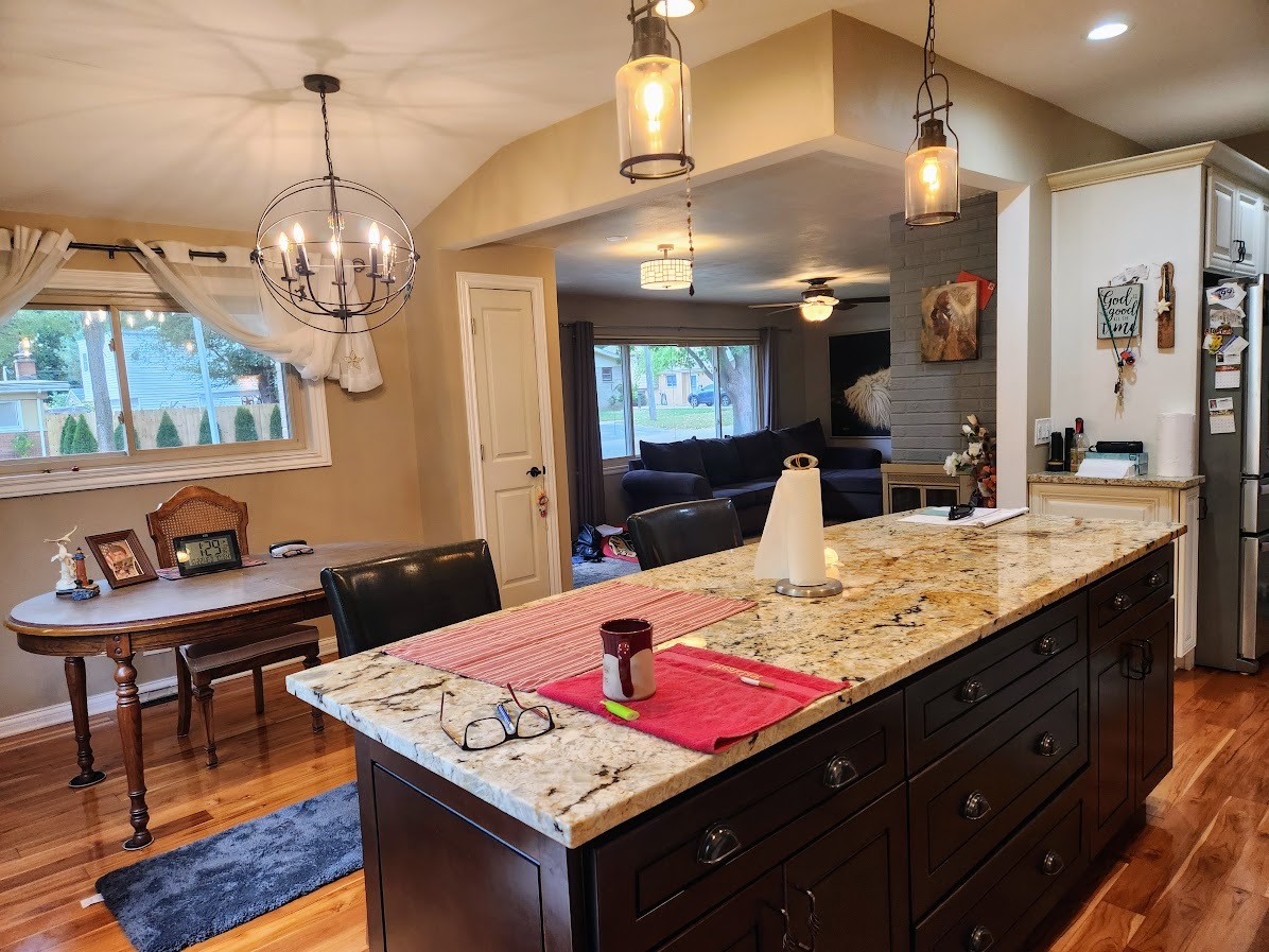 2246 Alta Vista Drive, Waukegan, IL 60087