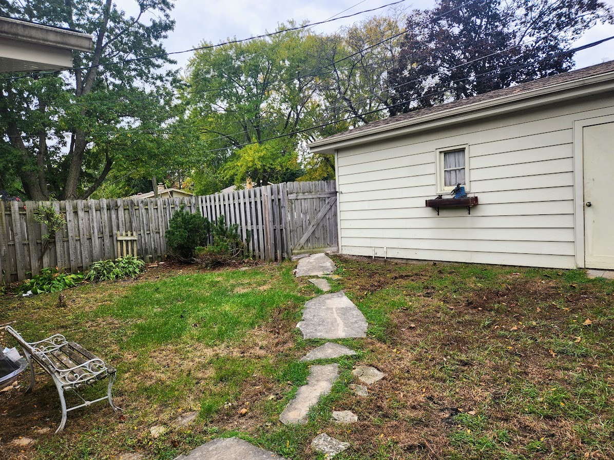 2246 Alta Vista Drive, Waukegan, IL 60087