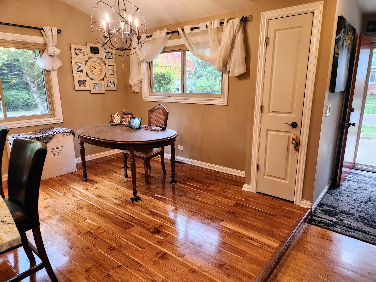 2246 Alta Vista Drive, Waukegan, IL 60087