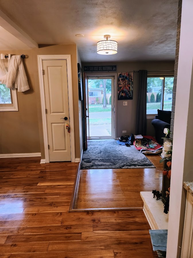 2246 Alta Vista Drive, Waukegan, IL 60087