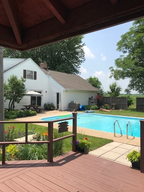 10266 Pritchard Road, Hinckley, IL 60520