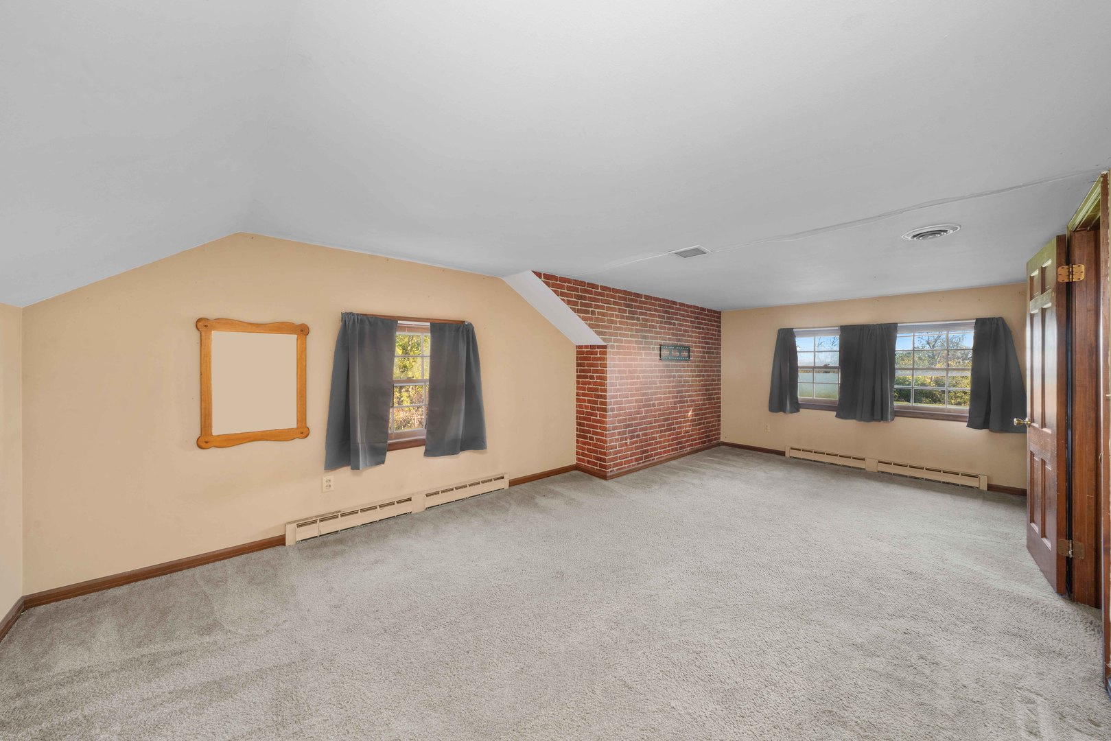 10266 Pritchard Road, Hinckley, IL 60520