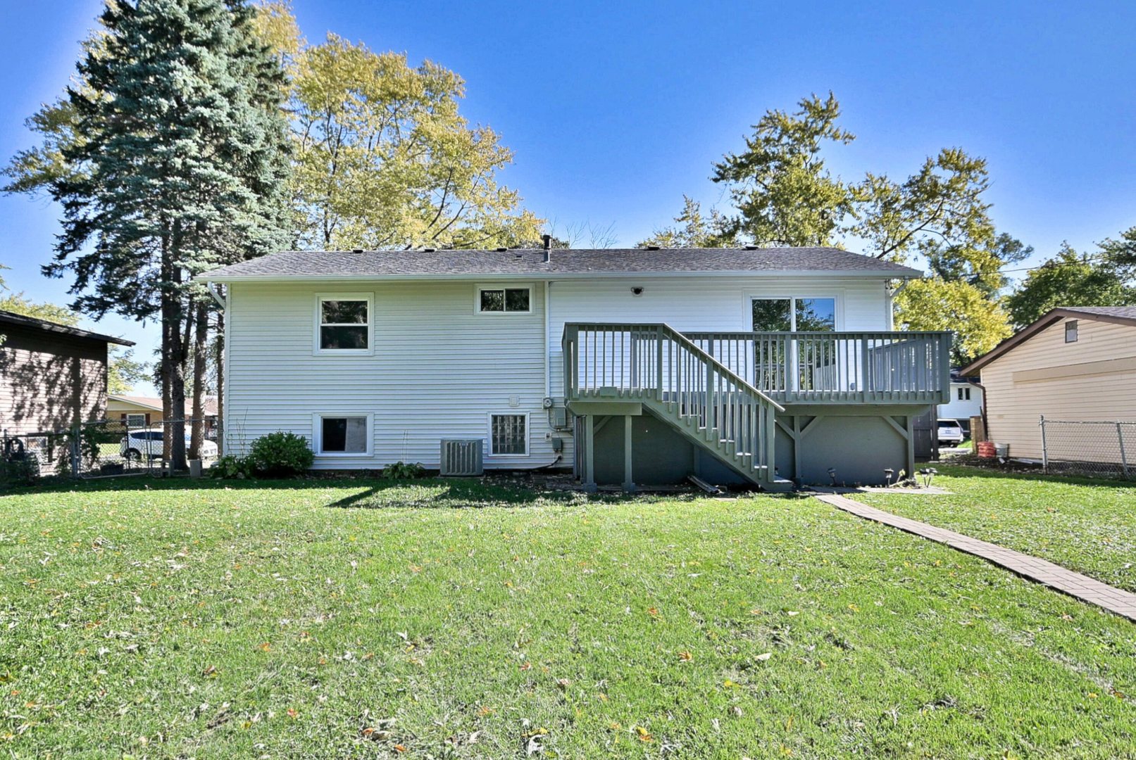 6938 Meadowbrook Lane, Hanover Park, IL 60133