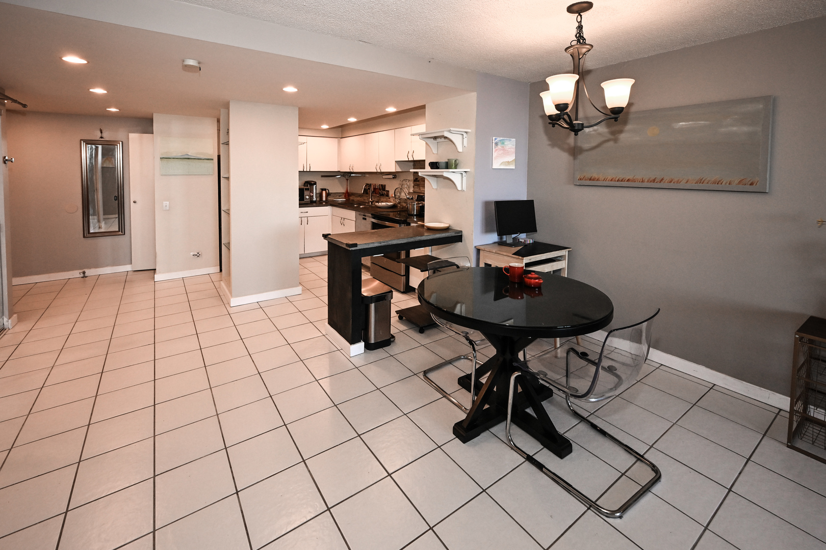 5320 N Sheridan Road #1011, Chicago, IL 60640