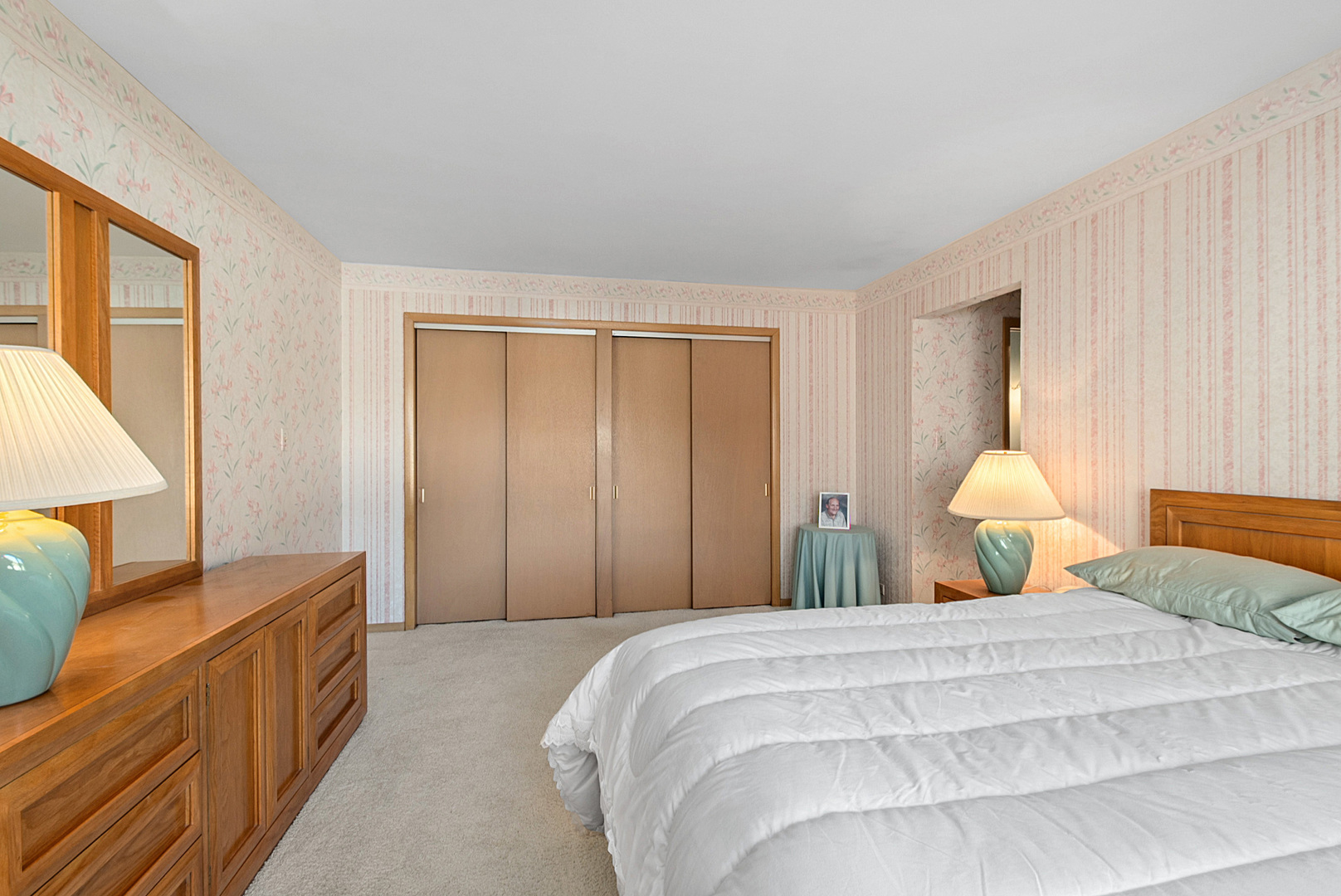 5340 W 102nd Street, Oak Lawn, IL 60453