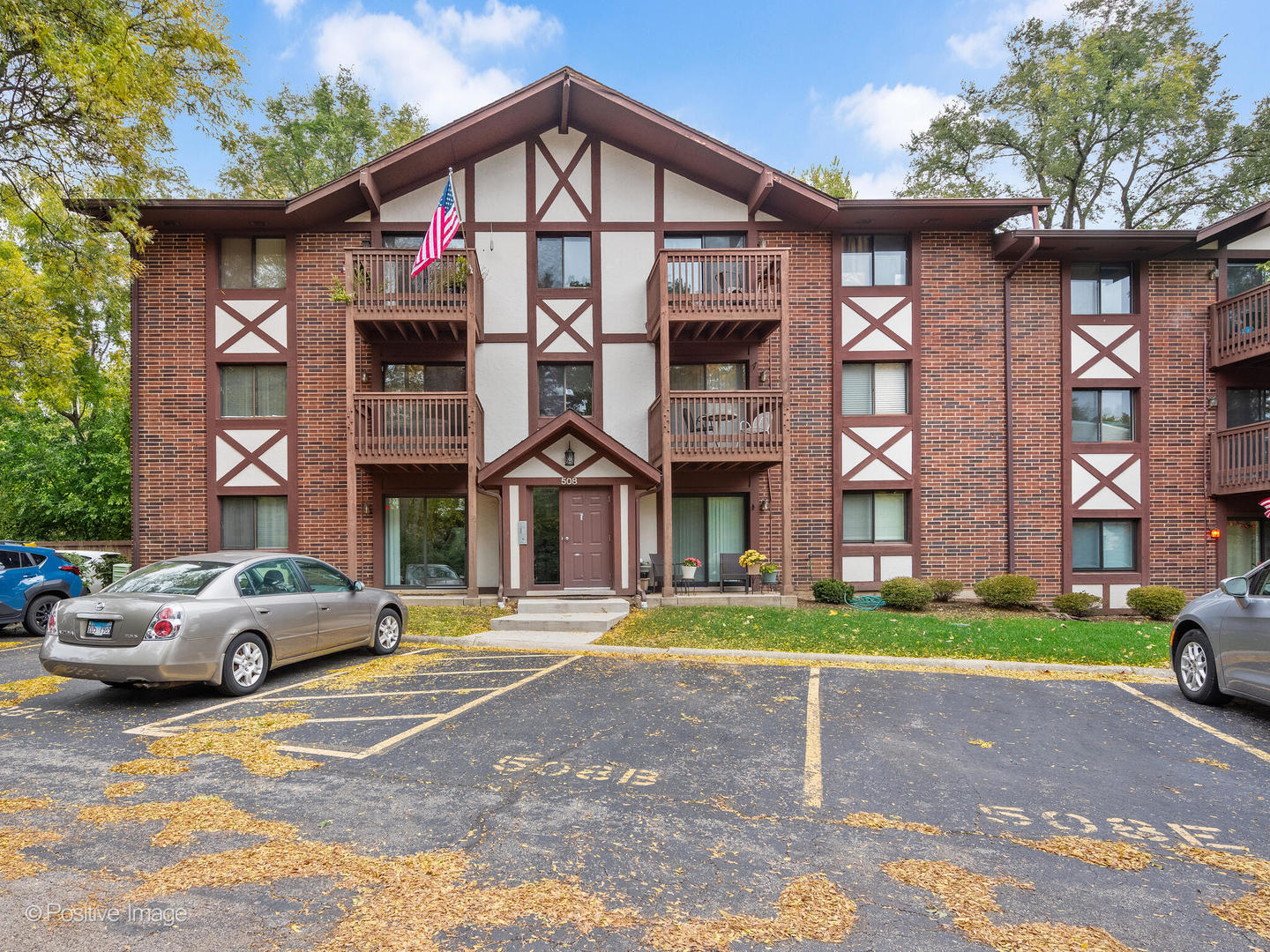 508 Taylor Avenue #A, Glen Ellyn, IL 60137