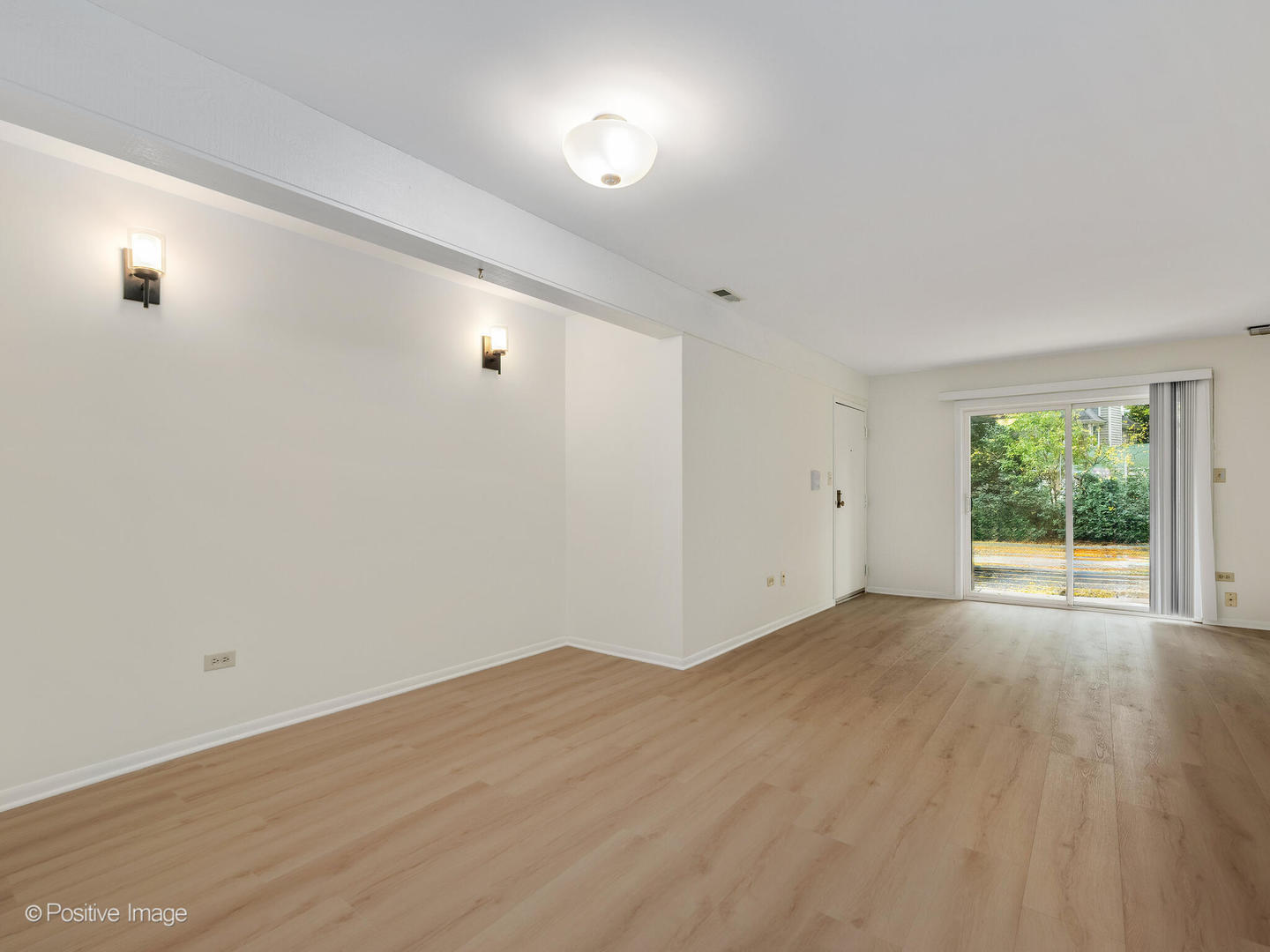 508 Taylor Avenue #A, Glen Ellyn, IL 60137