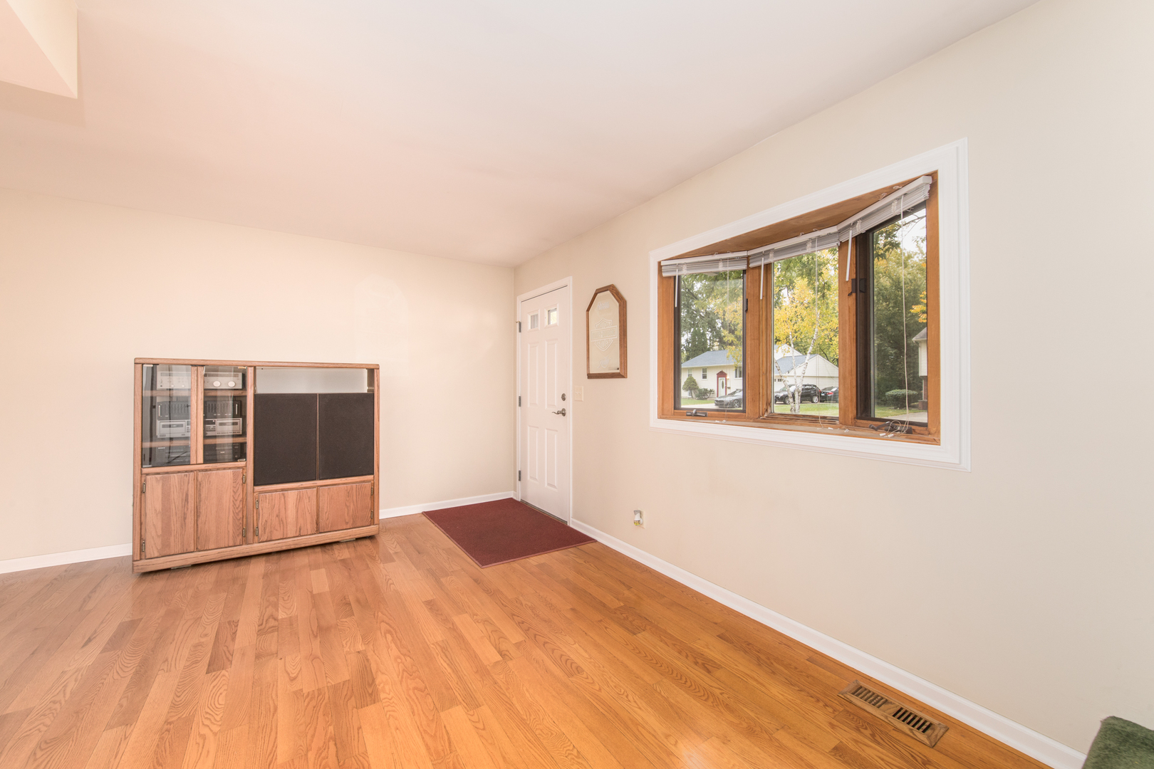 626 Oriole Drive, Streamwood, IL 60107