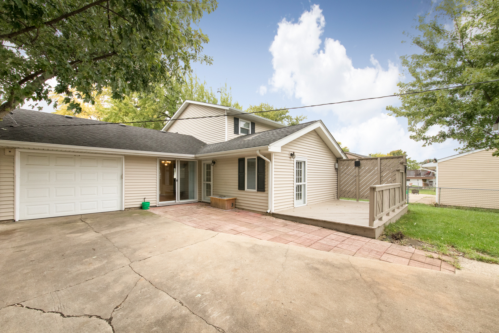 626 Oriole Drive, Streamwood, IL 60107