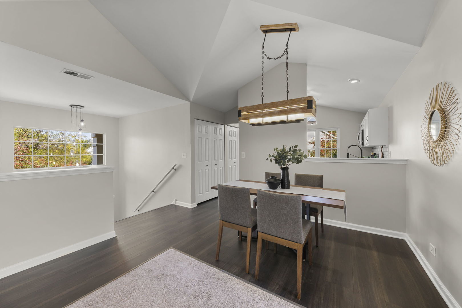 30W023 Cedar Court #023, Warrenville, IL 60555