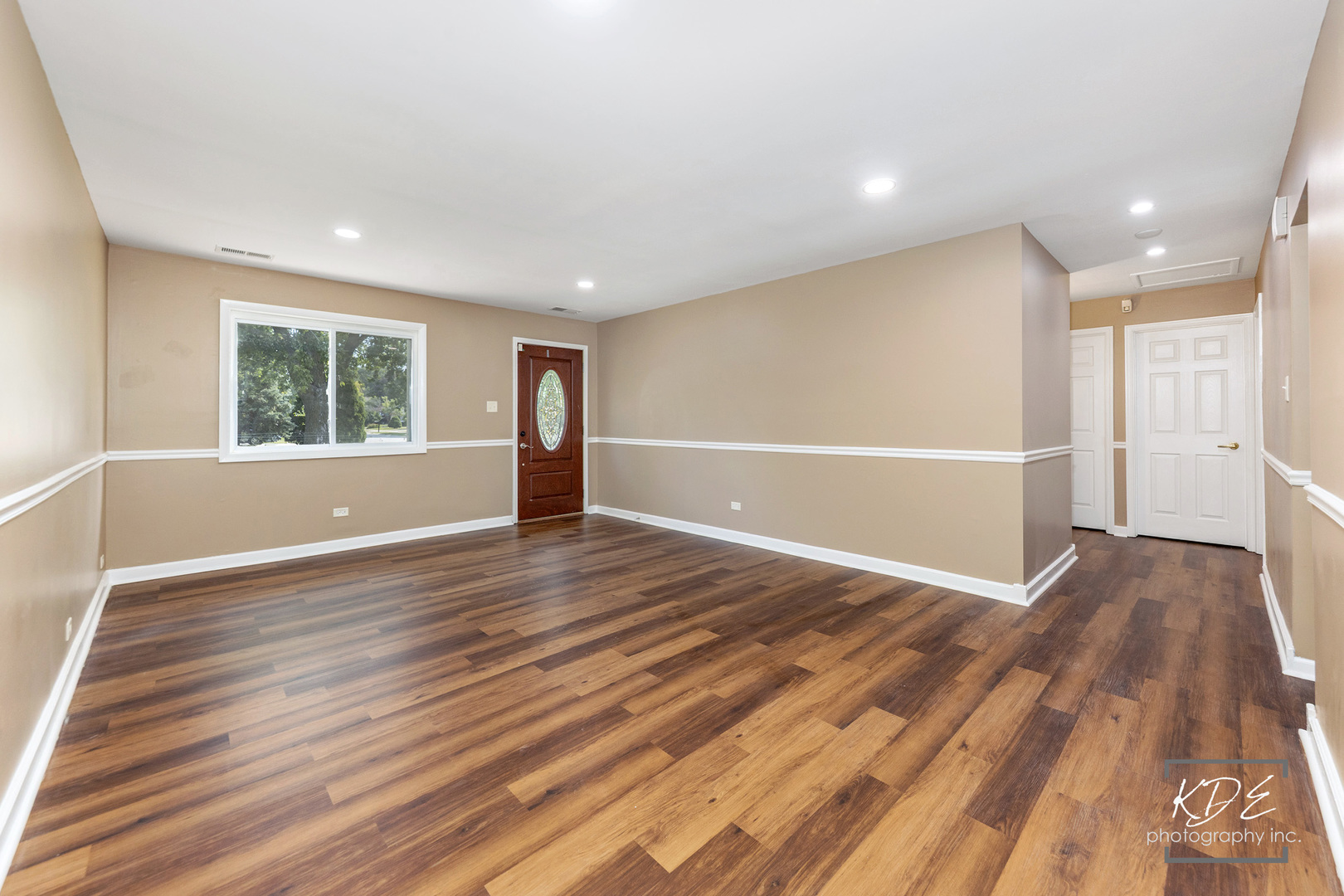 113 Cedarwood Avenue, Bolingbrook, IL 60440