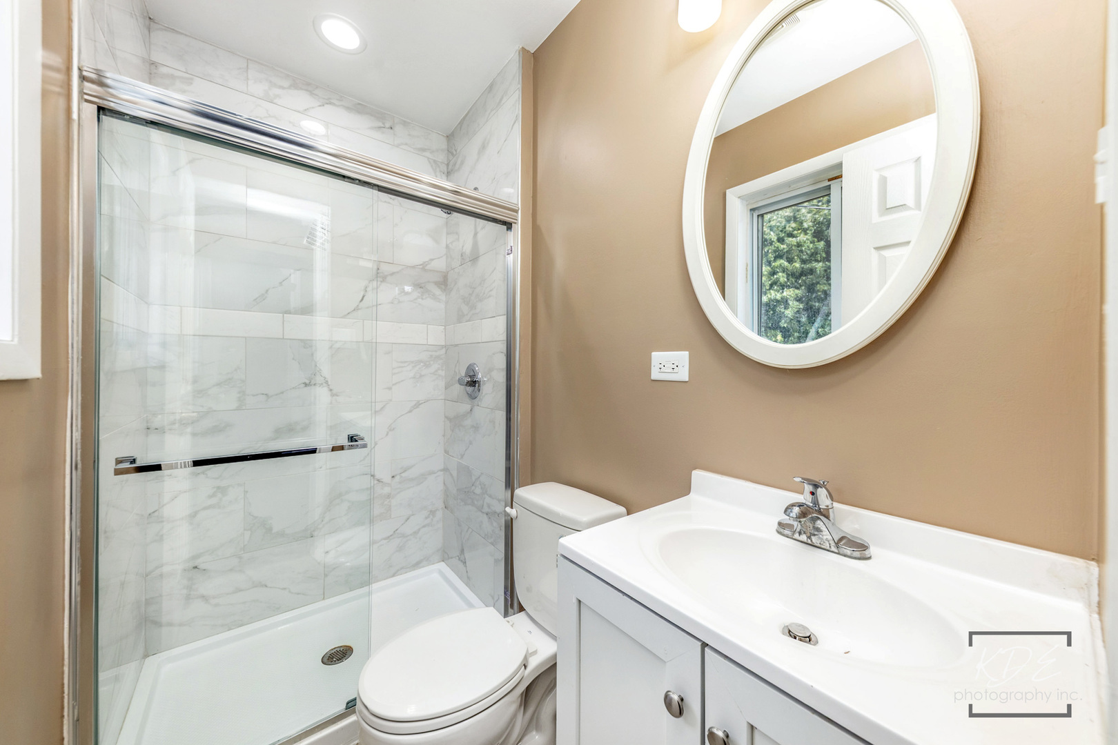 113 Cedarwood Avenue, Bolingbrook, IL 60440