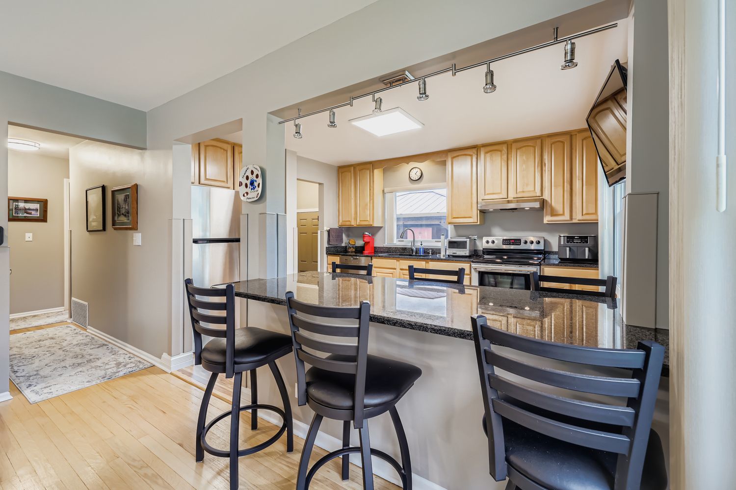 34 N Reuter Drive, Arlington Heights, IL 60005