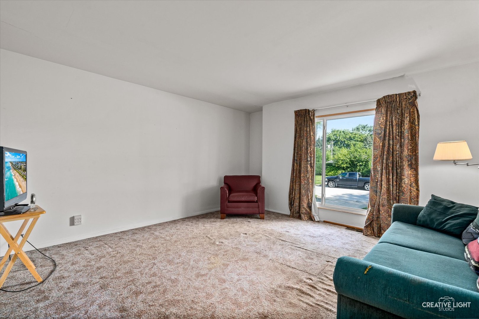 910 Southbridge Drive, Aurora, IL 60506