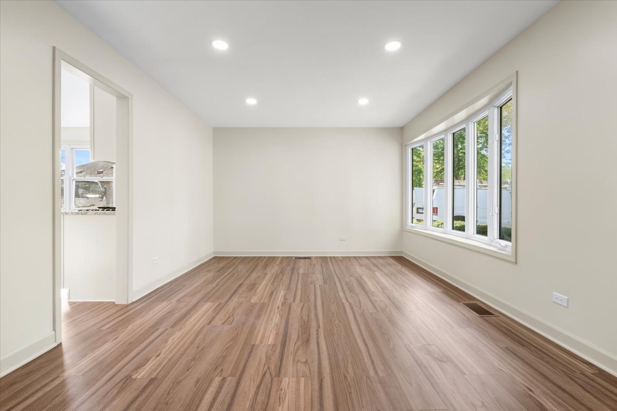 3604 Owl Drive, Rolling Meadows, IL 60008