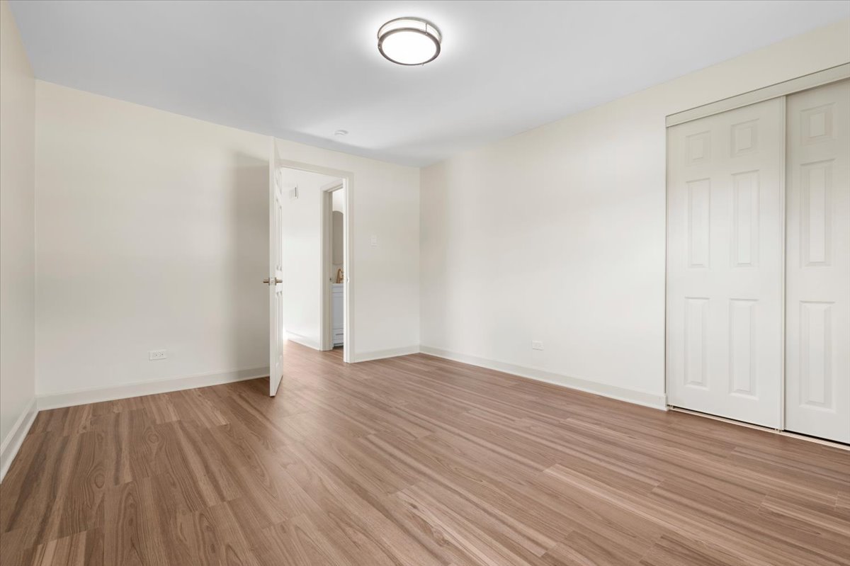 3604 Owl Drive, Rolling Meadows, IL 60008