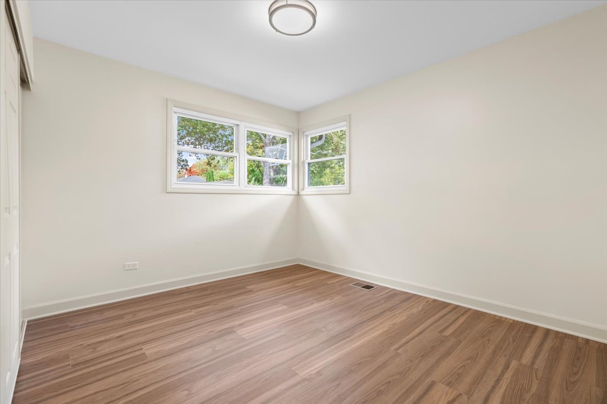 3604 Owl Drive, Rolling Meadows, IL 60008