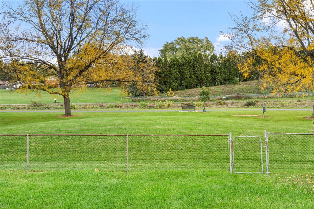 3604 Owl Drive, Rolling Meadows, IL 60008