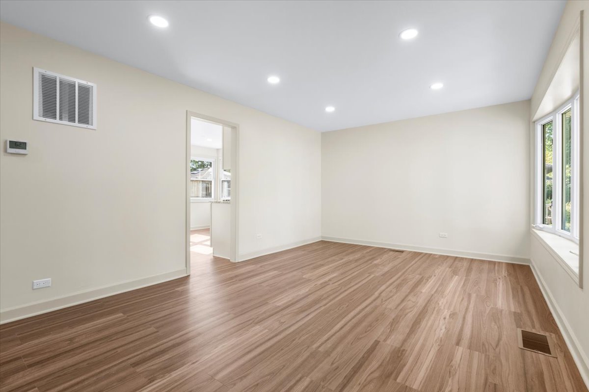 3604 Owl Drive, Rolling Meadows, IL 60008