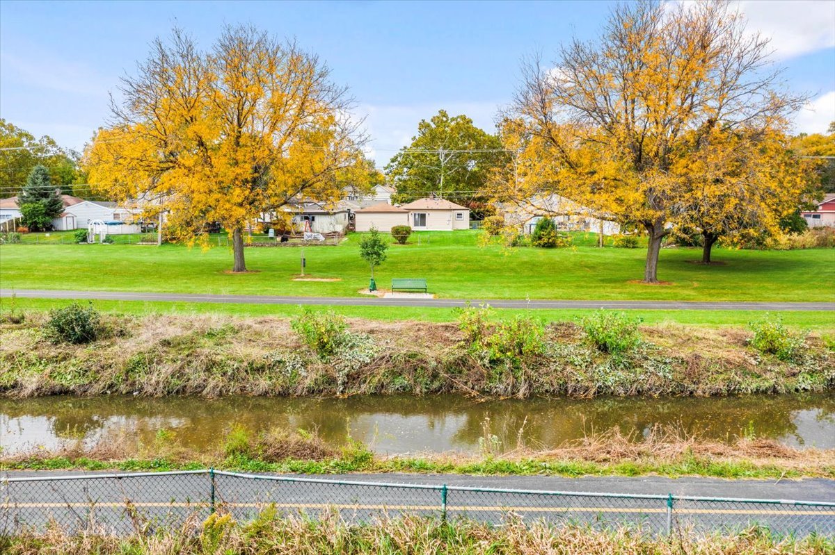 3604 Owl Drive, Rolling Meadows, IL 60008