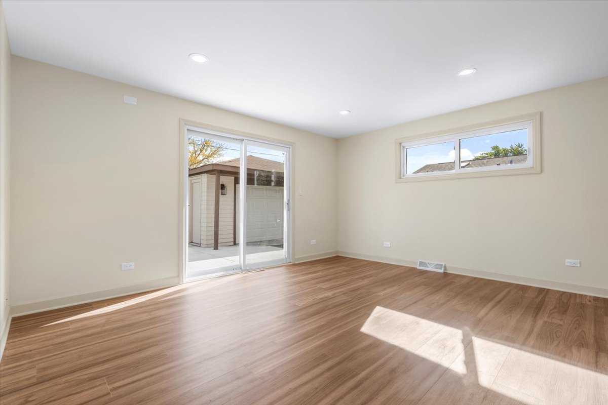 3604 Owl Drive, Rolling Meadows, IL 60008