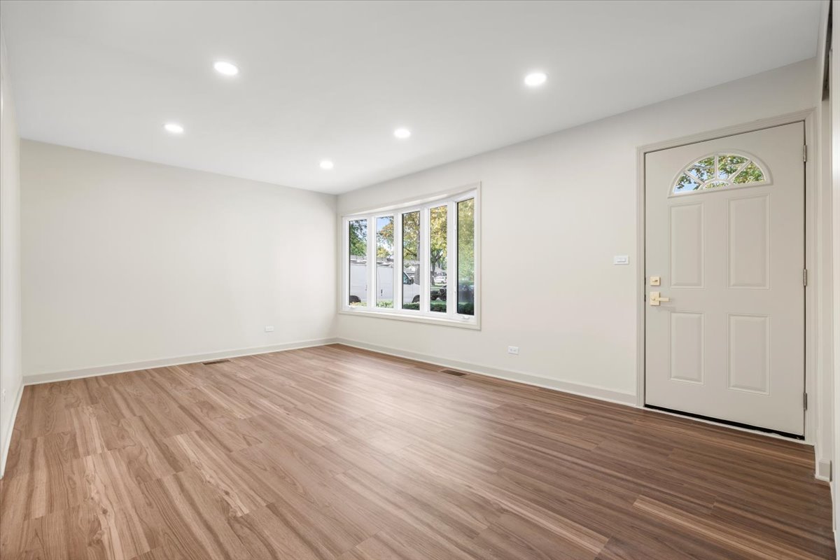 3604 Owl Drive, Rolling Meadows, IL 60008